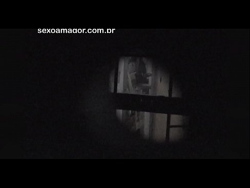 ❤️ Blondie se fait secrètement filmer par un voyeur du quartier caché derrière des briques creuses. Fuck vidéo at us fr.mass-pr.ru